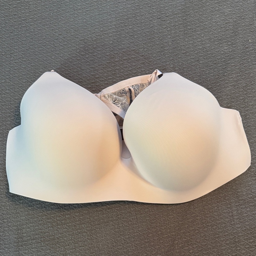 Victoria's Secret No-Wire Full Coverage Lace Back Bra NWT